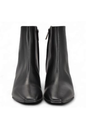 Tronchetto donna in  pelle colore nero. BIANCA D | 2911-PELLE NERA